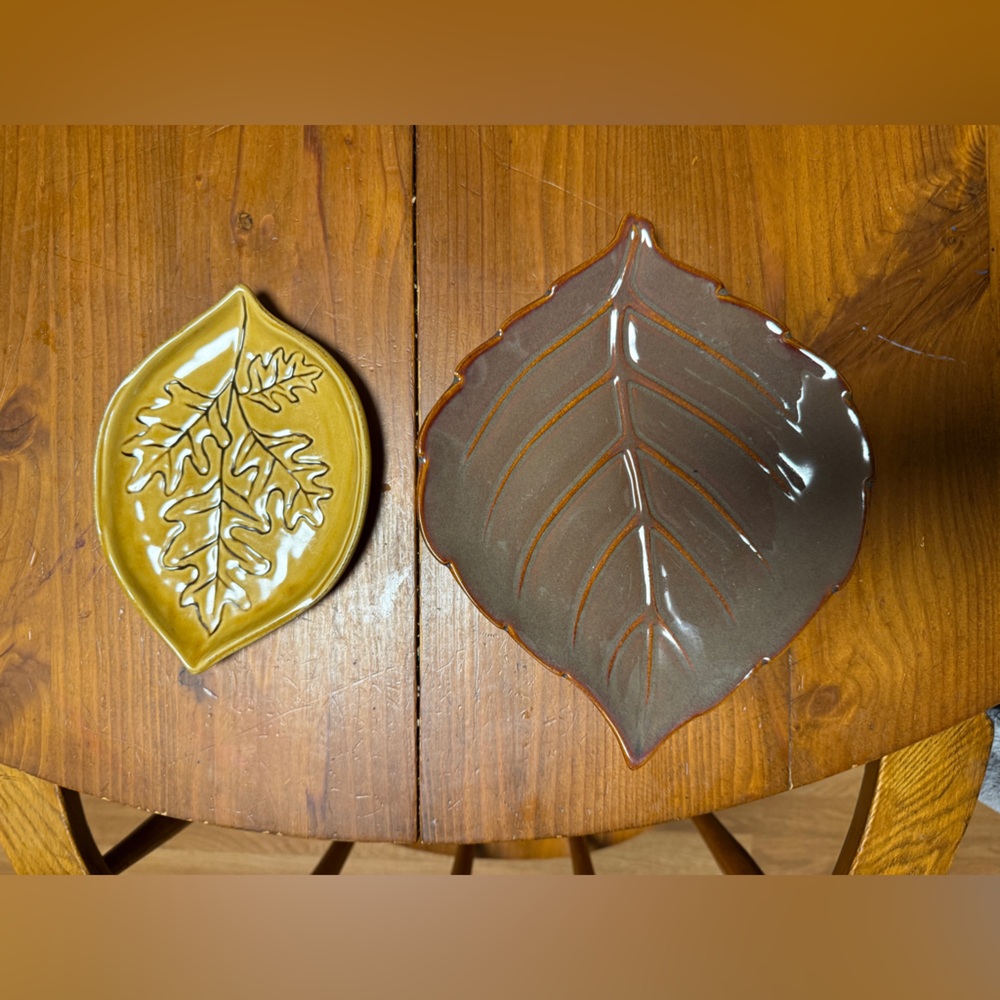 Leaf-Shaped Ceramic Plates in Yellow and Brown